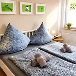 Haus Blauer Wacholder *